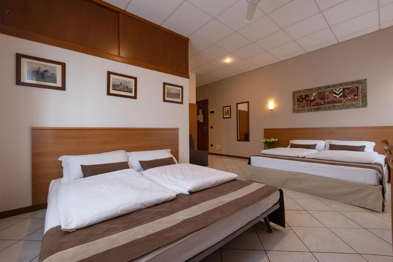 La Mimosa Lazise Hotel Ngoại thất bức ảnh
