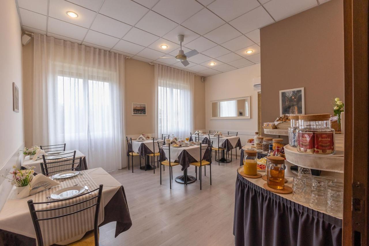 La Mimosa Lazise Hotel Ngoại thất bức ảnh